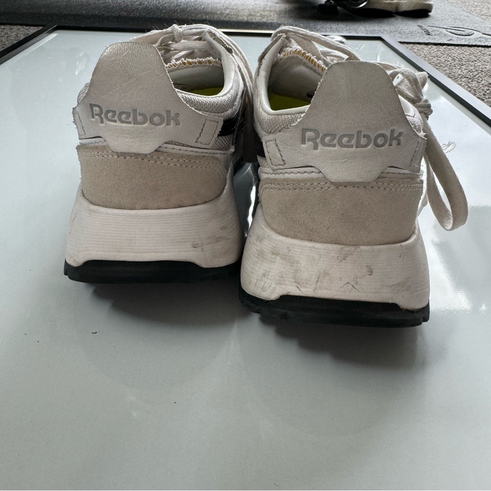 Reebok Classic Leather Legacy Size 7 - Picture 4 of 8